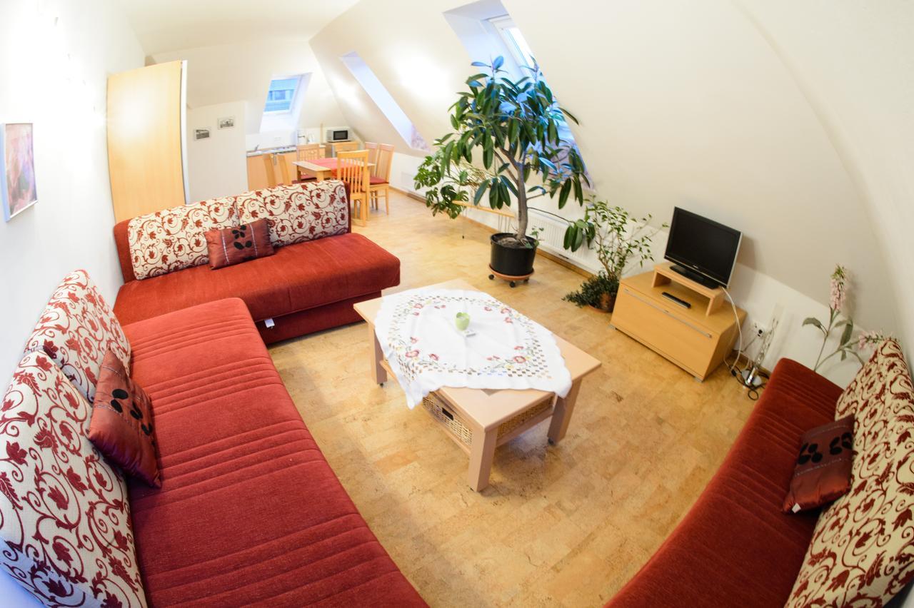 וויסנקירשן אין דר וואכאו Gaestehaus Haiminger Ehemalig Schmelz מראה חיצוני תמונה