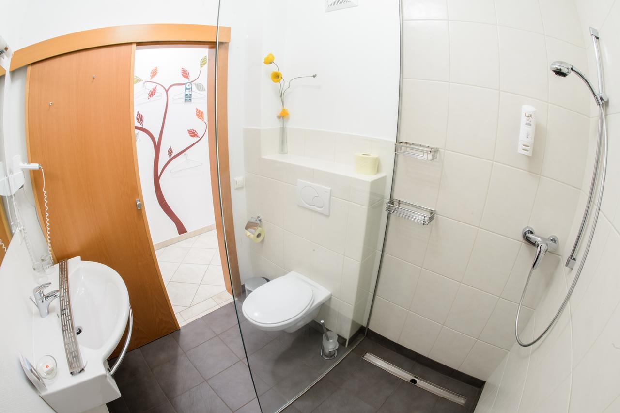 וויסנקירשן אין דר וואכאו Gaestehaus Haiminger Ehemalig Schmelz מראה חיצוני תמונה